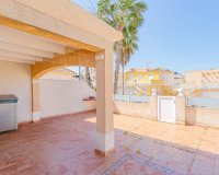 For sale beautiful bungalow with solarium in a gated community with pool in Los Altos, Torrevieja, Costa Blanca. ID2425