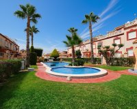 For Sale Bungalow with Private Solarium in Playa Flamenca, Orihuela Costa, Costa Blanca. ID2363