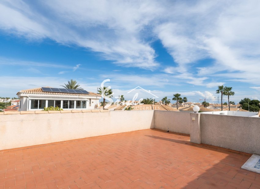 For sale detached one-level villa of 3 bedrooms in Playa Flamenca, Costa Blanca, Spain. ID2334