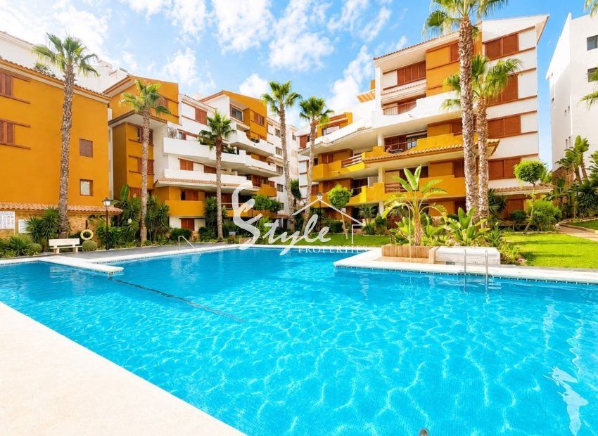 For Sale Fabulous Apartment of 2 Beds in La Recoleta, Punta Prima, Costa Blanca. ID3662