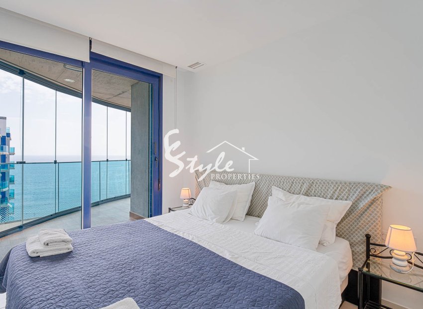 For Sale Frontline Apartment with Panoramic Views in Sea Senses, Punta Prima, Costa Blanca. ID2313