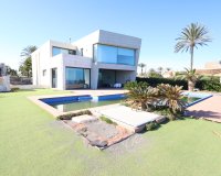For sale frontline house with pool in Cabo Roig, Costa Blanca, Spain. ID1281