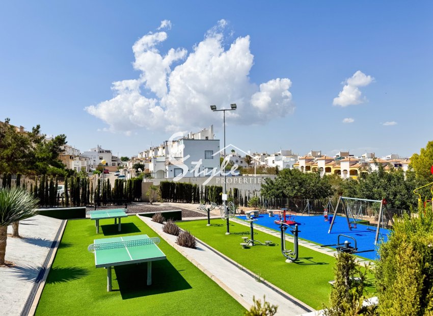 For sale ground floor apartment in Dream Hills, Los Altos, La Florida, Orihuela Costa, Costa Blanca. ID2748