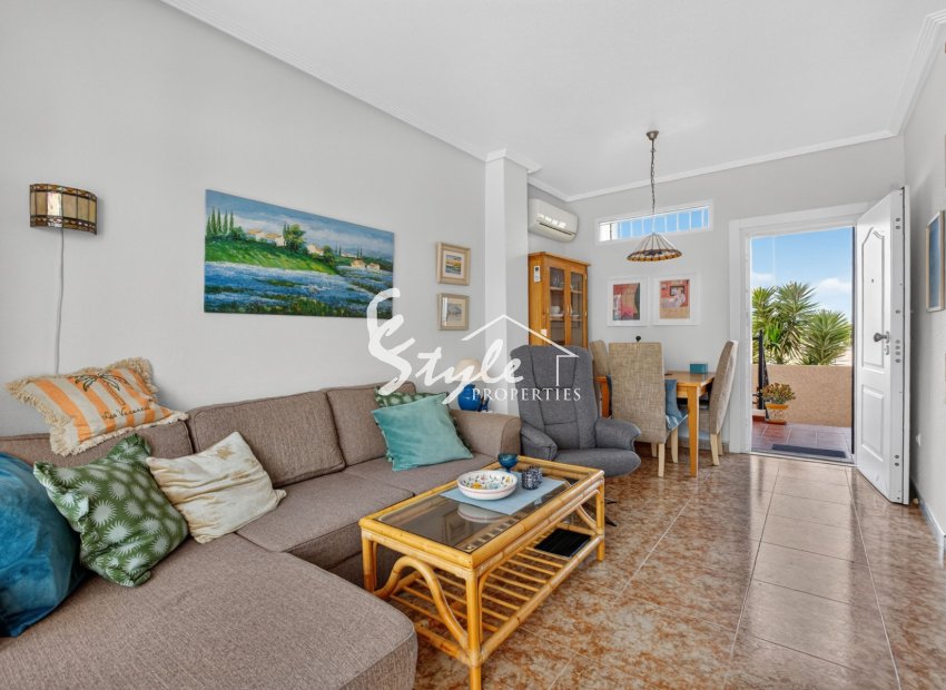 For Sale Large Sunny Apartment of 2 Beds, with Parking and 2 Terraces in La Ciñuelica, Punta Prima, Costa Blanca. ID3676