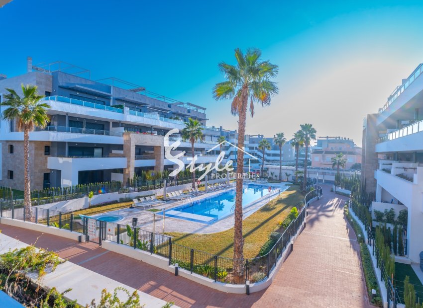 For sale modern  3 bedroom new apartment  in Flamenca Village , Playa Flamenca, Orihuela Costa, Costa Blanca, Spain. ID 2134