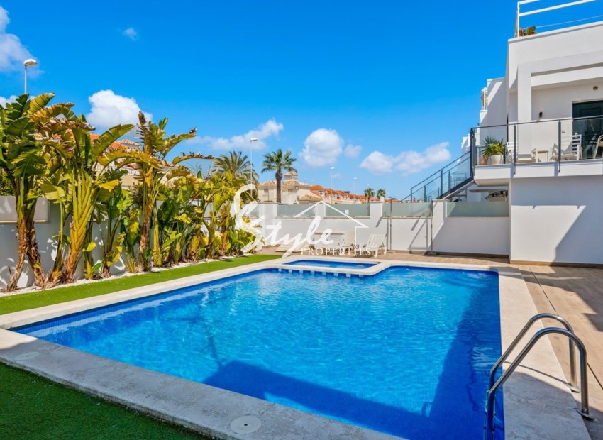 For Sale Modern Sunny Flat in La Zenia, Costa Blanca, Orihuela Costa. ID2191