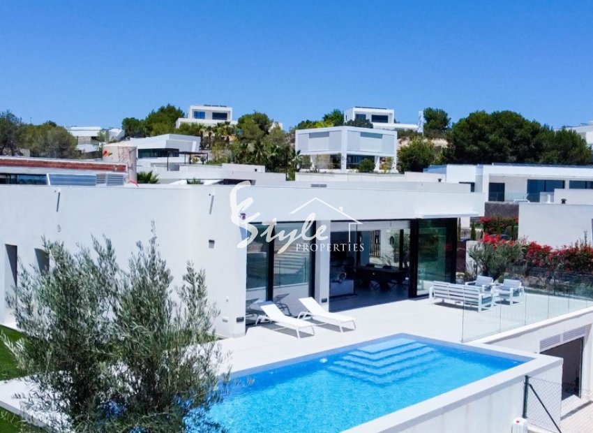 For sale modern villa in Las Colinas Golf, Costa Blanca, Spain. ID1302