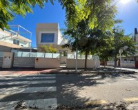 For sale modern villa near the beach in Mil Palmeras ,  Pilar de la Horadada, Torre de la Horadada, Costa Blanca. ID 2743