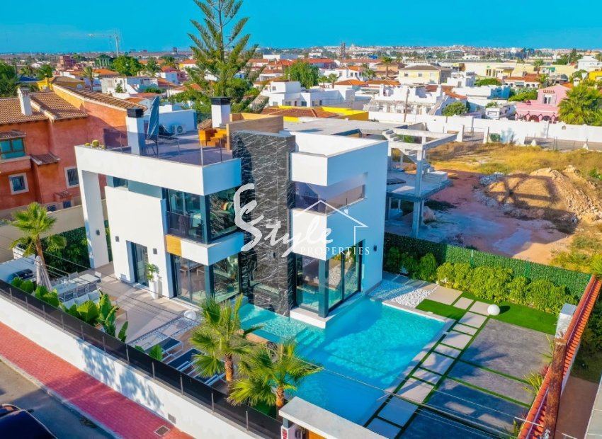 For Sale New Built Villa of Modern design with high technologies in Torreta Florida, Torrevieja. IDON280