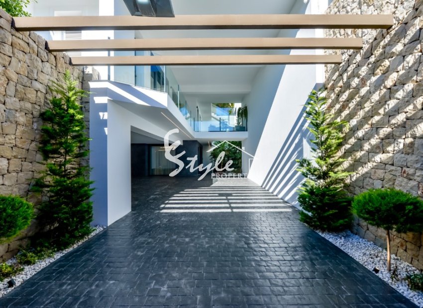 For sale new luxury villa with sea views in Finestrat, Costa Blanca, Spain. ON1778