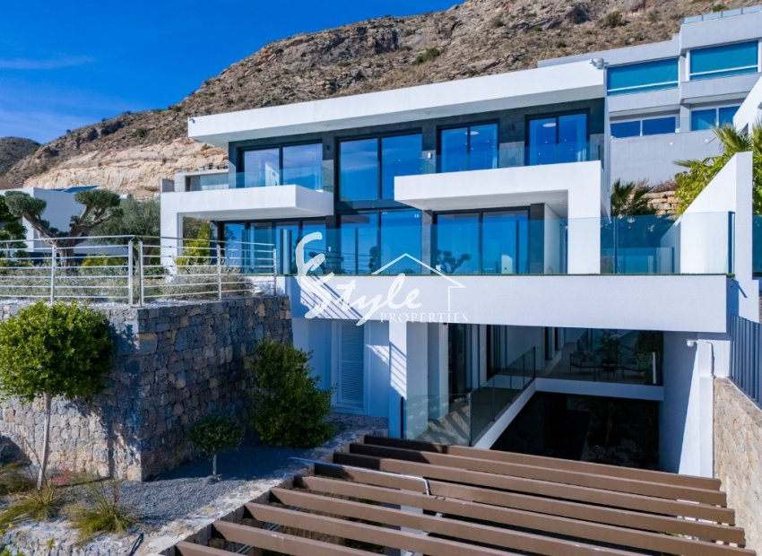 For sale new luxury villa with sea views in Finestrat, Costa Blanca, Spain. ON1778