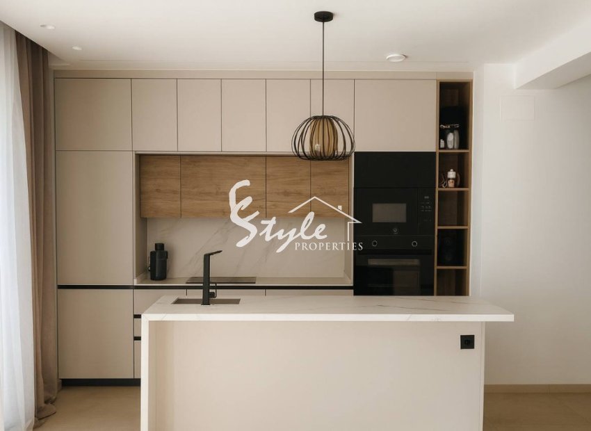 For sale new modern apartment in Santa Rosalia Lake. ID2872