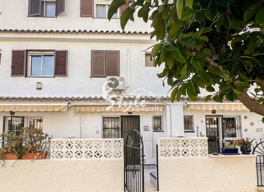 For Sale Nice and Sunny Townhouse of 3 Bedrooms in Punta Prima, Costa Blanca, Spain. ID2371