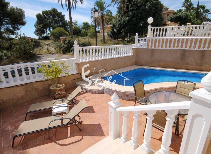 For sale semidetached house in El Galan, Villamartin, Orihuela Costa, Costa Blanca. ID1514