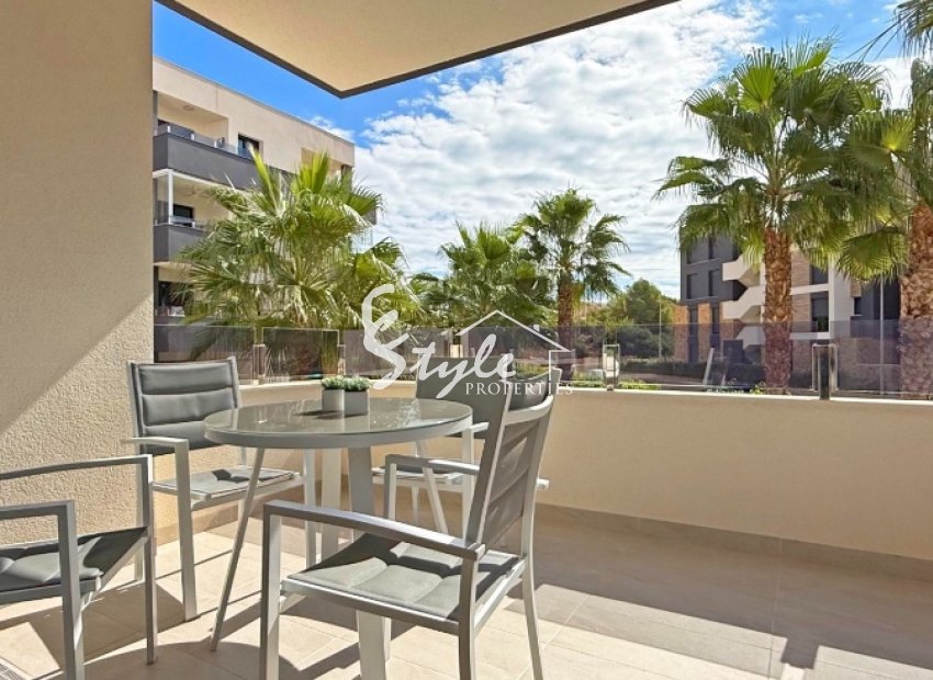 For sale south facing apartment in Los Altos, Orihuela Costa , Costa Blanca. ID2593 
