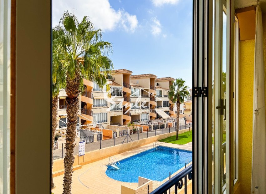 For sale top floor apartment in Don Sancho, Cinuelica, Punta Prima, Los Altos, Costa Blanca, Spain. ID1606