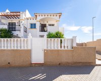 For sale top floor apartment with sea views and parking in La Ciñuelica R14, Punta Prima, Costa Blanca. ID2460