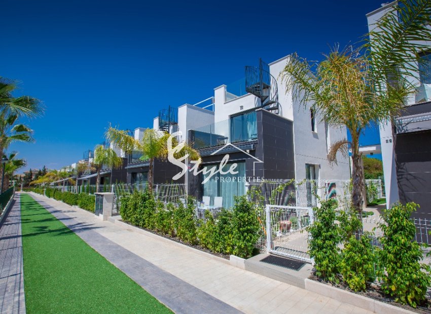 House near the sea Punta Prima, Costa Blanca, Spain