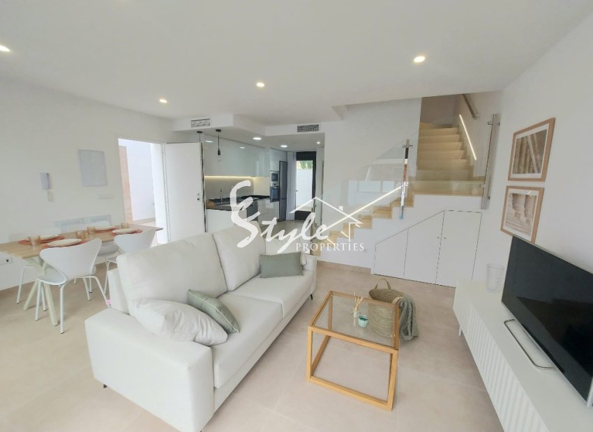 Key ready new build  villas for sale in San Pedro del Pinatar, Murcia, Spain. ON1532