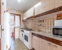 Купить апартаменты в пешей доступности от пляжа в La Zenia в Ориуэла Коста. ID 4110