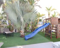 Купить большую виллу в Сьюдад-Кесада на Коста Бланке. ID 6301