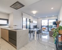 Купить квартиру с бассейном недалеко от моря и пляжей в Amanecer IX, Ориуэла Коста. ID: 6325