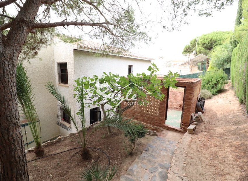 Купить виллу около моря в Campoamor.ID 6120