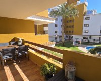 Квартира на продажу с видом на бассейн в La Entrada, Punta Prima ,Costa Blanca, ID 2780