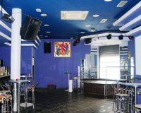 Local comercial en venta en el centro de la ciudad de Torrevieja, Costa Blanca, España. ID081