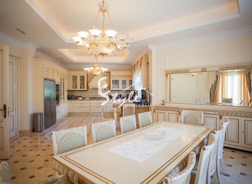 Luxury villa for sale in Cabo Roig, Costa Blanca, Alicante, Spain