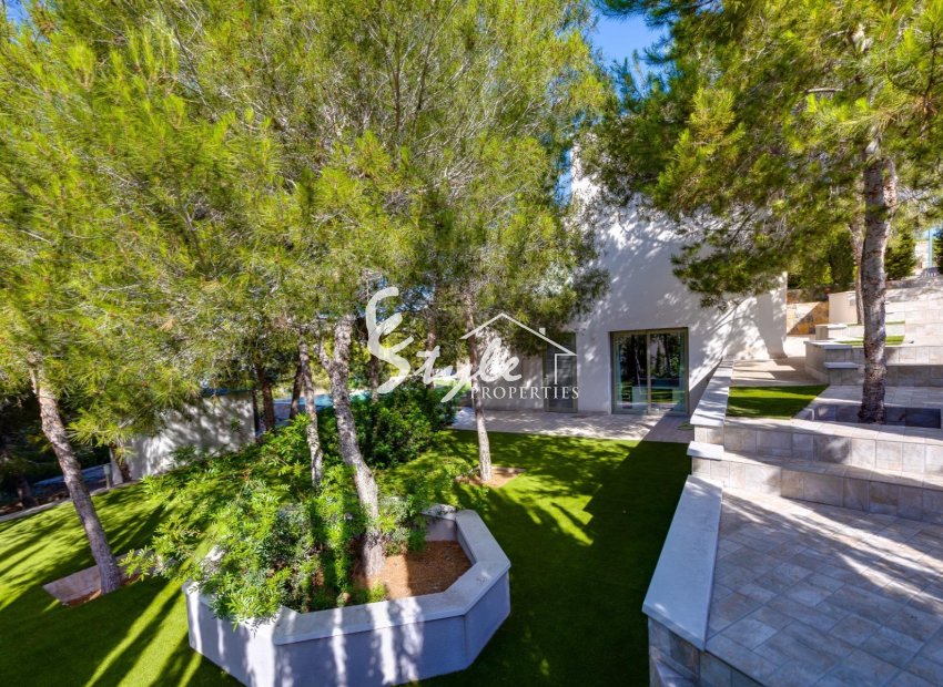 Luxury Villa in Las Colinas Golf with Private Pool and Panoramic Golf Views. Costa Blanca, Spain. ID 1469