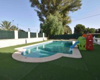 Magnífica casa rústica a 5 minutos de la cuidad en venta en Callosa de Segura, Costa Blanca, España. ID1214