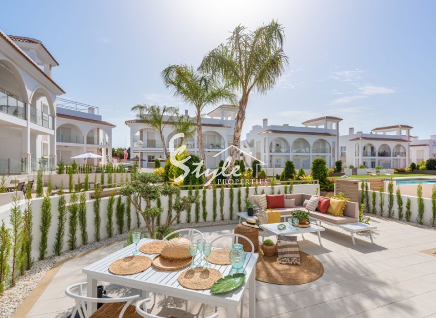 Modern apartments for sale in Quesada, Costa Blanca South, Spain. ON1644_B