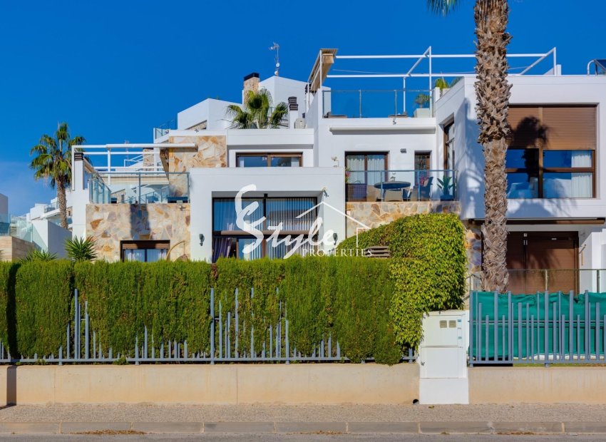 Modern Corner 3 bedroom Duplex for Sale in Villamartín , Orihuela Costa, Costa Blanca, Spain. ID2782