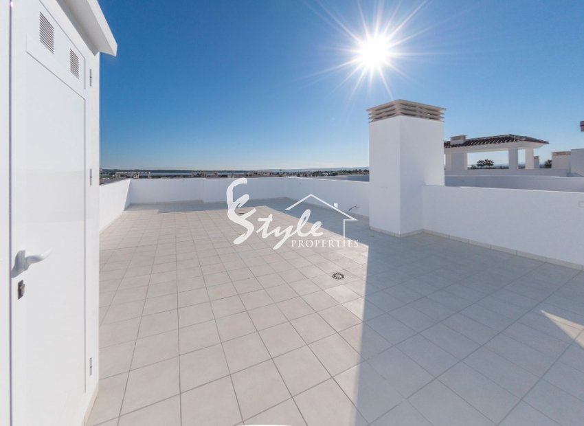Modern penthouses for sale in Quesada, Costa Blanca South, Spain. ON1645_A