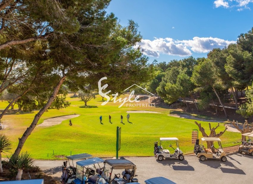 New build apartment for sale in Villamartin, Costa Blanca, Spain.ON1905