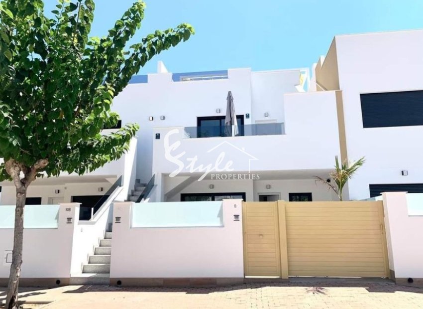 New build apartments for sale in Pilar de la Horadada, Costa Blanca, Spain.ON1815