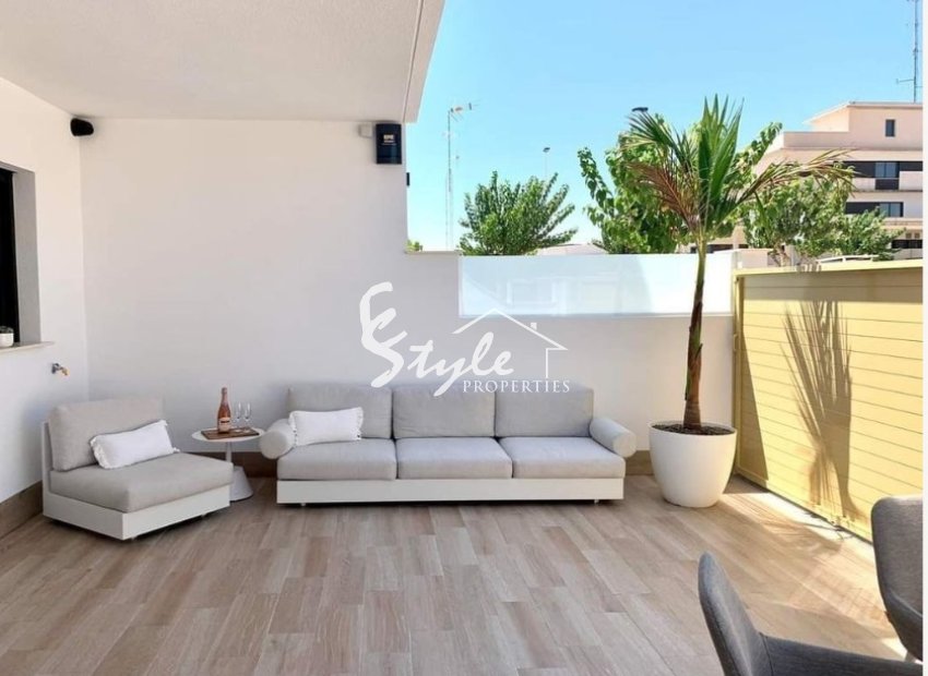 New build apartments for sale in Pilar de la Horadada, Costa Blanca, Spain.ON1815