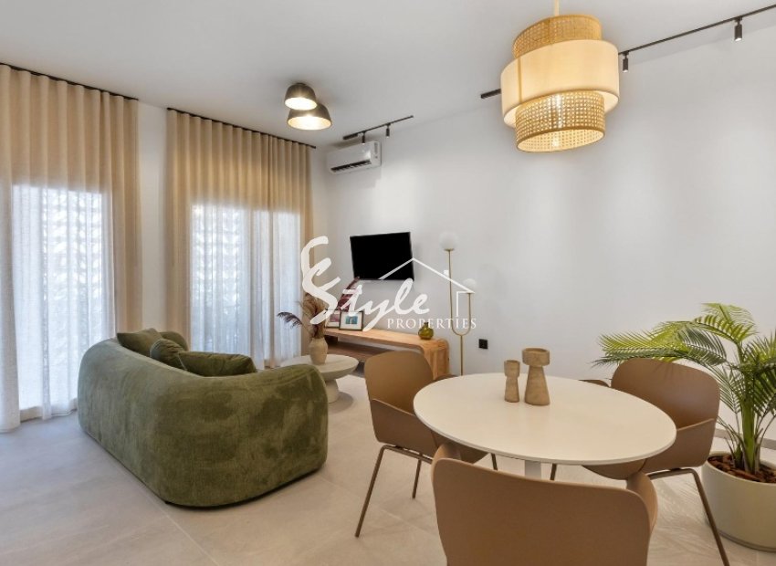 New build ground floor apartments for sale close to sea in Torrevieja, Costa Blanca, Spain ON1901