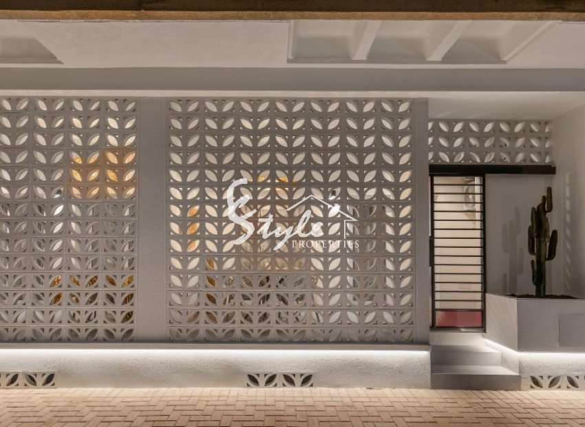 New build ground floor apartments for sale close to sea in Torrevieja, Costa Blanca, Spain ON1901