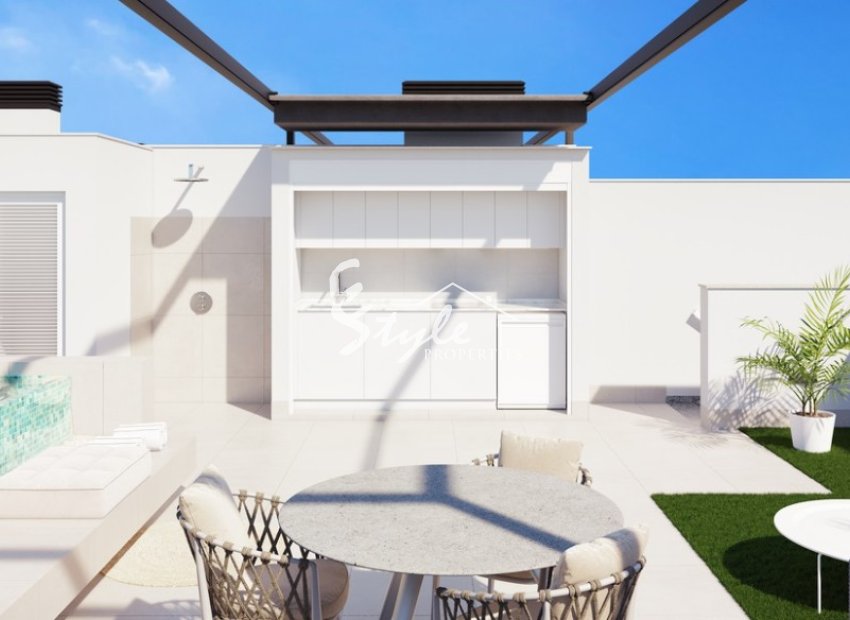 New build top floor apartment in Pilar de La Horadada, Costa Blanca, Spain. ON1687_A