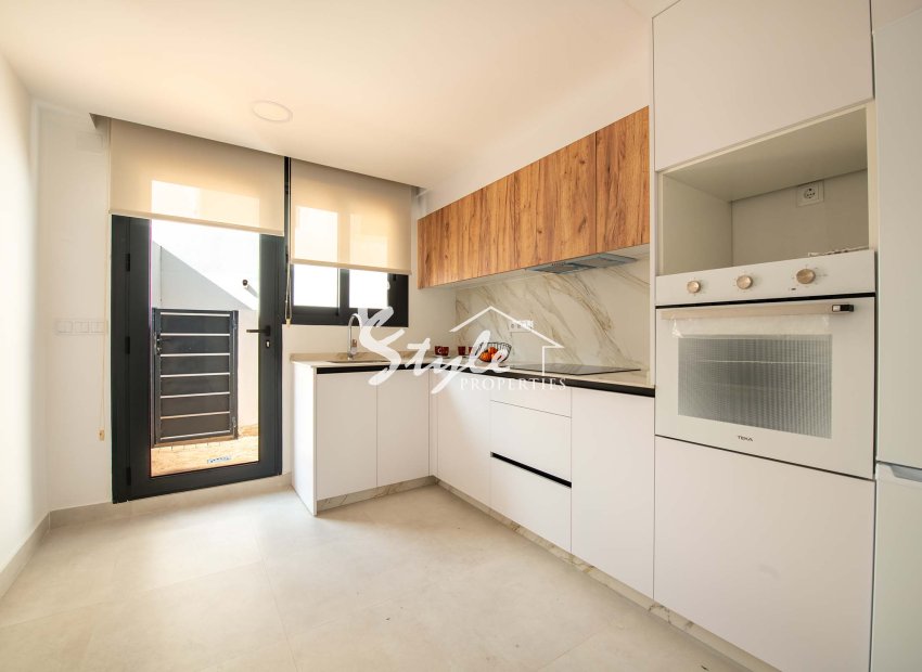 New build - Townhouse - Alicante - Cox