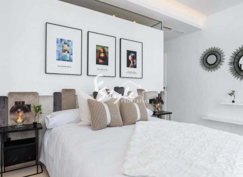 New build townhouse in Ciudad Quesada, Costa Blanca, Spain. ON1789