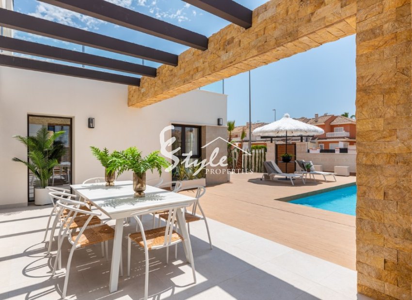 New villa for sale in  Ciudad Quesada, Alicante, Costa Blanca. ON1414