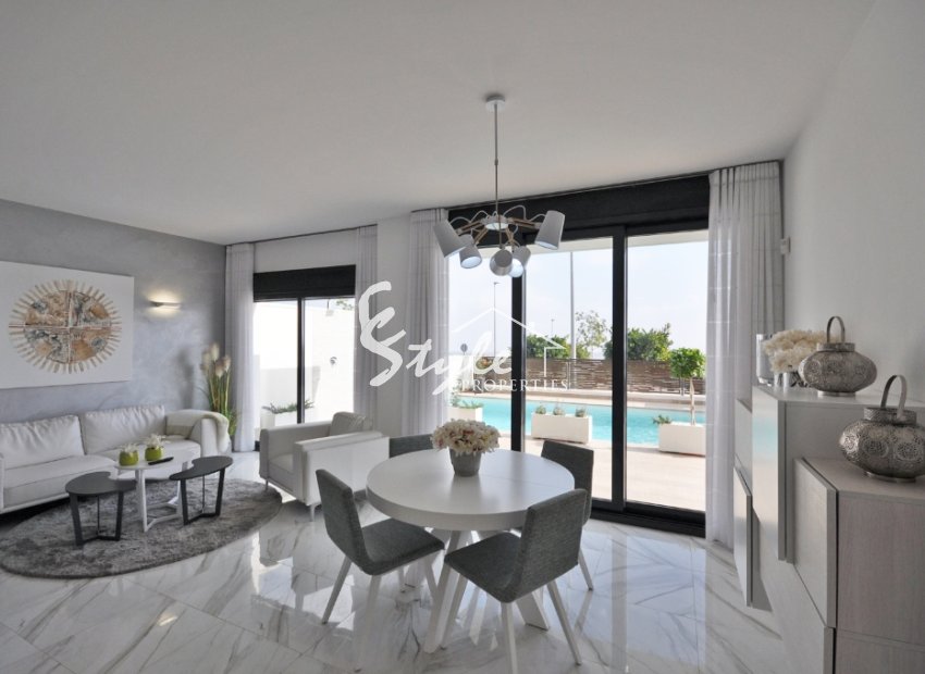 New villa in Villamartin, Costa Blanca, Spain. ON417