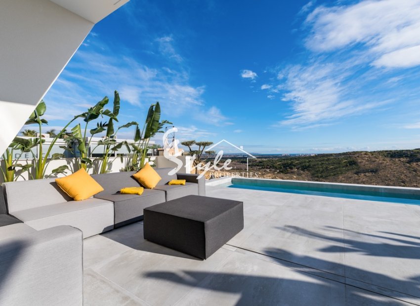 Новая красивая вилла в Сьюдад Кесада, Коста Бланка, Испания.ON734