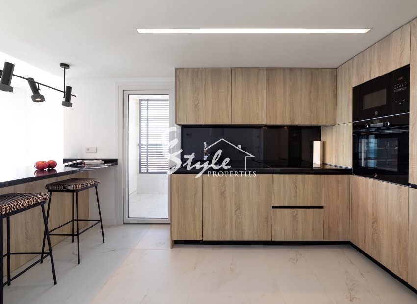 Новые апартаменты на продажу  на первой линии моря, Торревьеха, Коста Бланка, Испания ON1160_2