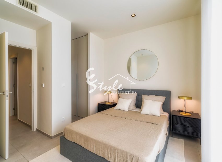 Новые таунхаусы в Пилар де ла Орадада, Коста-Бланка, Испания. ON1483_2