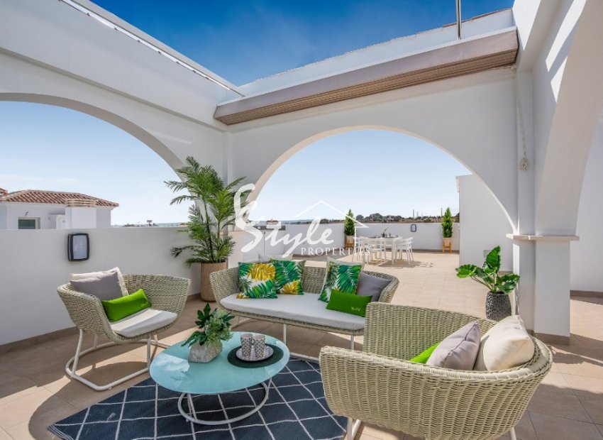 Новый таунхаус в Сьюдад Кесада, Коста Бланка, Испания. ОN1789