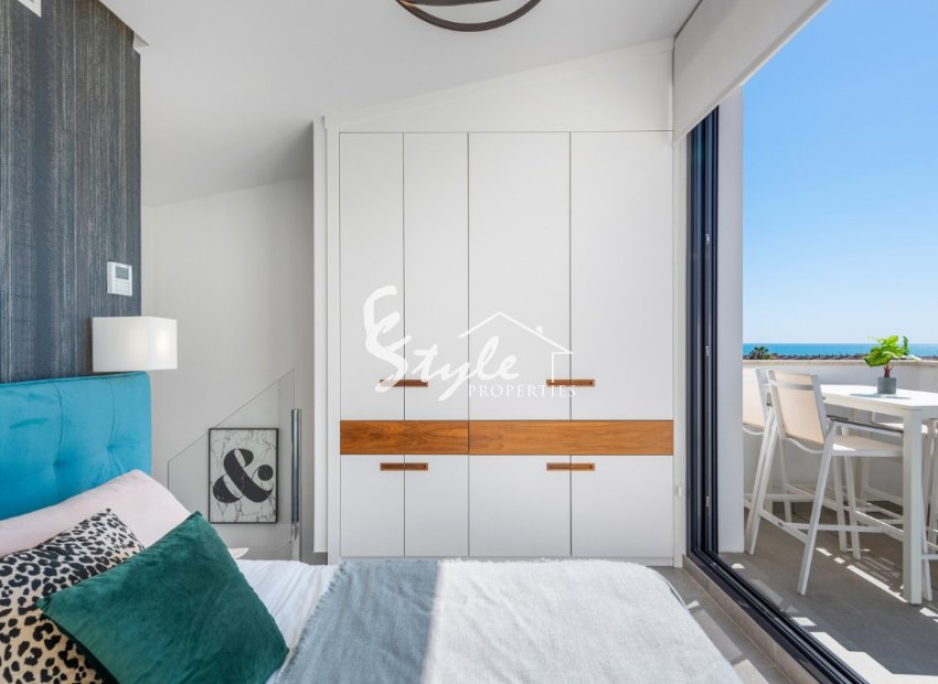 Nueva villa adosada en venta en Guardamar del Segura, Costa Blanca, España. ON1441